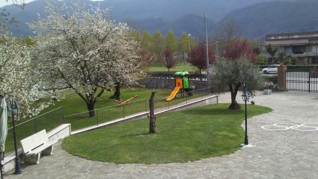 Hotel Agriturismo Carlo Cioffi Rotondi Exteriér fotografie